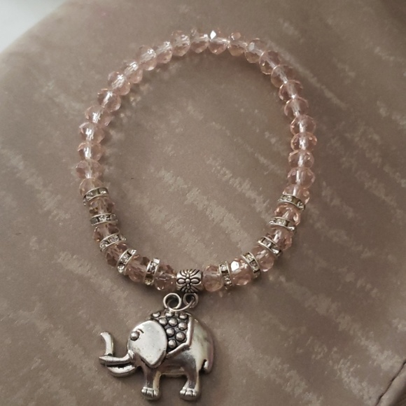 Bracelet - Picture 1 of 2